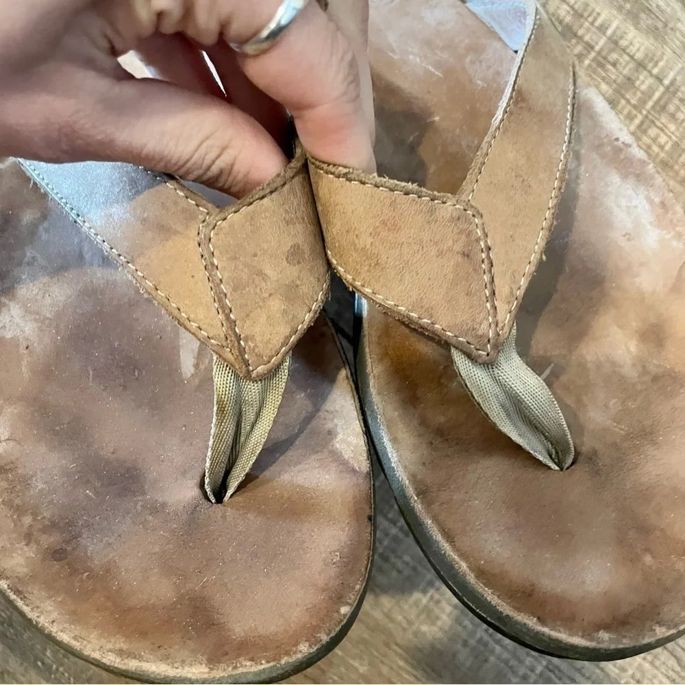 3/$20 Chaco Classic Leather Flip Flops